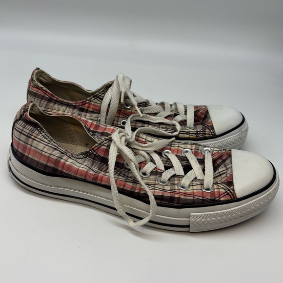 Converse Shoes - Pink and brown plaid Converse Chuck Taylor All Star women’s size 8